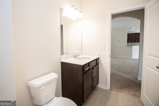 Building Photo - 5863 Krim Dr