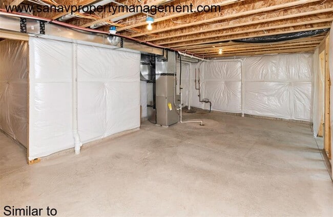 Building Photo - Smart-Tech Modern Home with Open Layout — Price Drop! Now Only $1895/Month