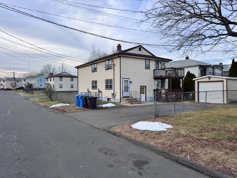 Building Photo - 1 Selander St