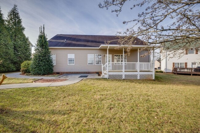 Building Photo - 205 Rockingham Meadows Dr