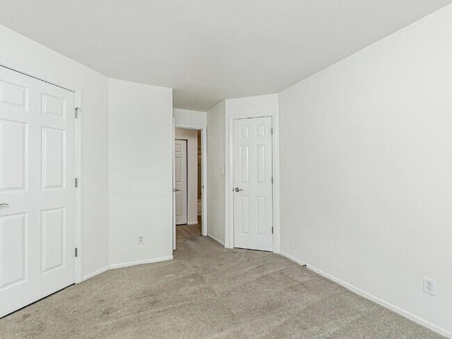 Building Photo - 2506 Cranbrook Ln
