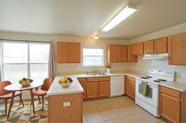 Building Photo - 714 Lavaca Loop