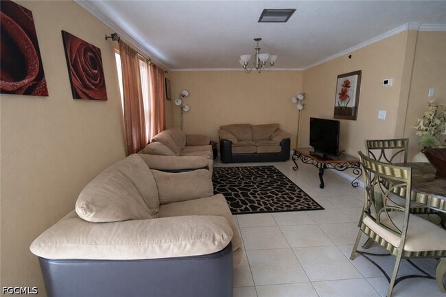 Building Photo - 156 SW 47th Terrace