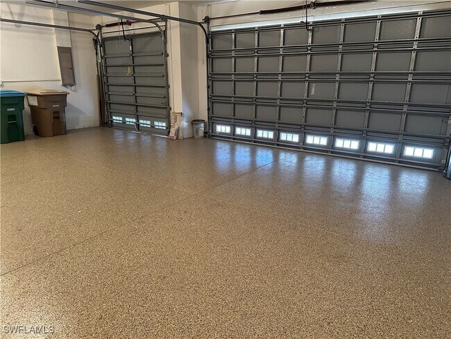 Building Photo - 1711 SW 45th St