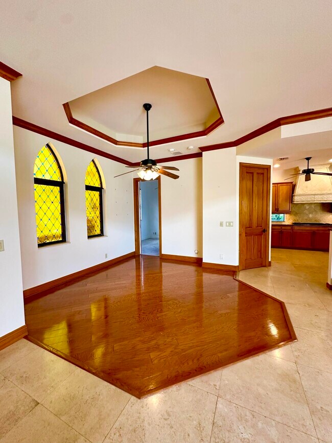 Building Photo - 1111 Singer Dr