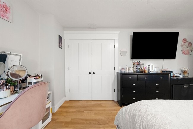 Building Photo - 8 Patrick St