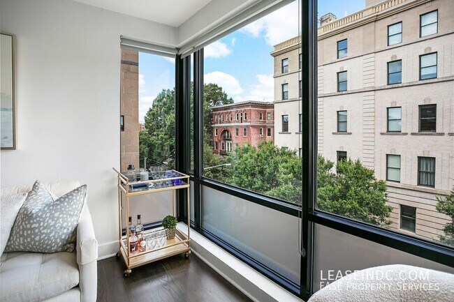 Building Photo - 1634 14th St NW