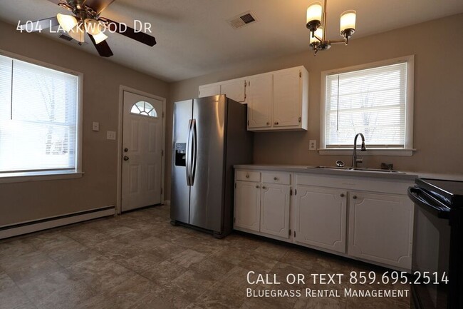 Building Photo - Updated 3-Bedroom Home Near Downtown Lexin...