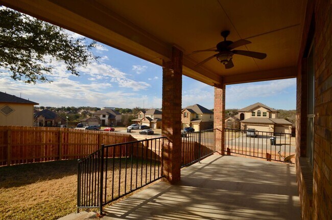 Building Photo - BEAUTIFUL New Home Available NOW!