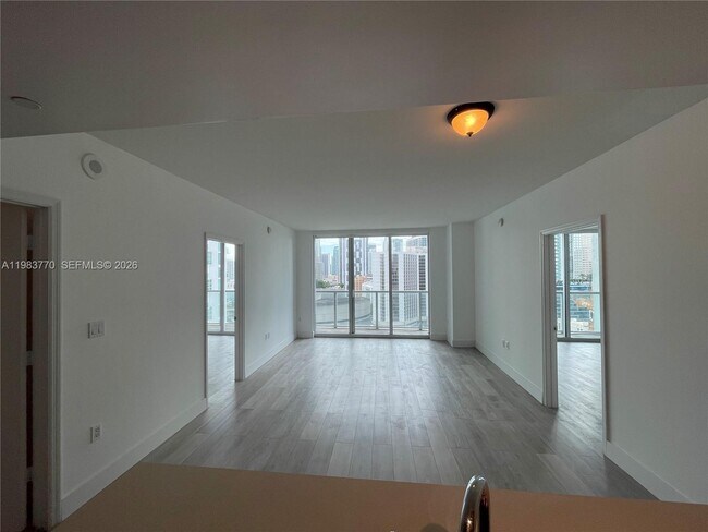 Building Photo - 55 SE 6th St