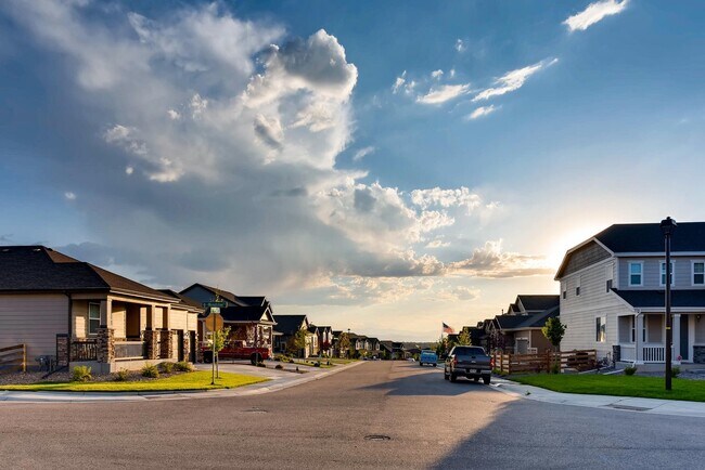 Building Photo - Welcome to Copperleaf!! Beautifully Mainta...