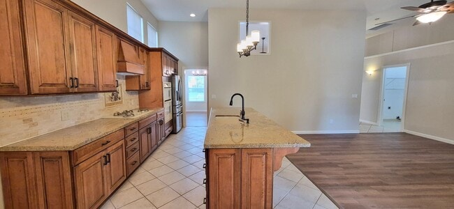 Building Photo - 784 Arabian Cir