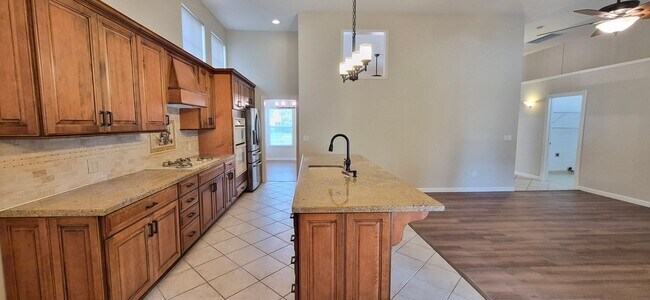 Building Photo - Ulatis Creek Estates