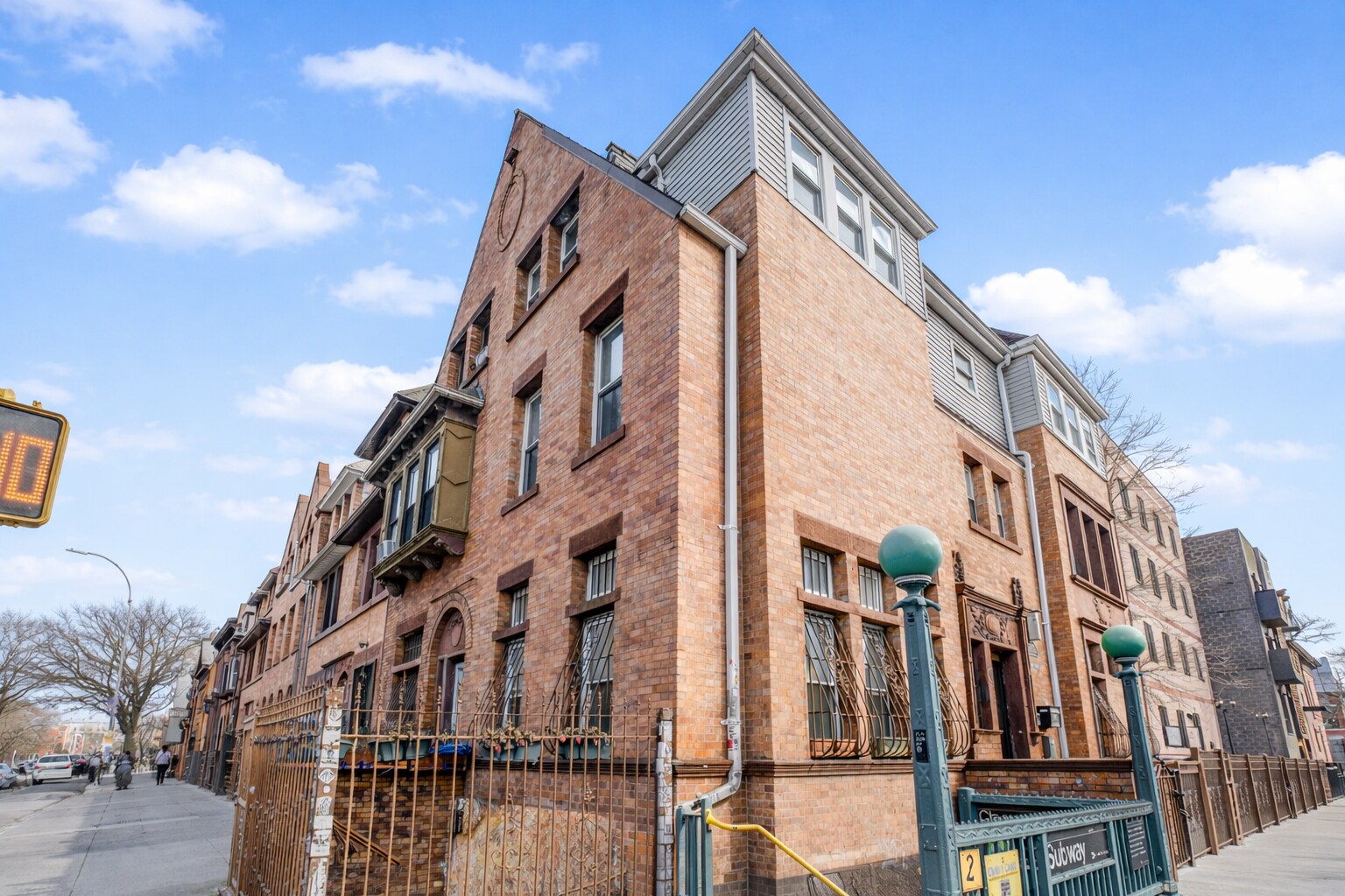 Building Photo - 384 Lafayette Ave