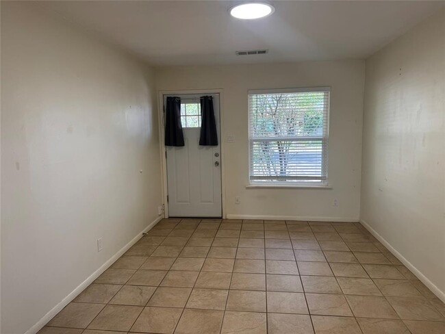 Building Photo - 8017 Tisdale Dr