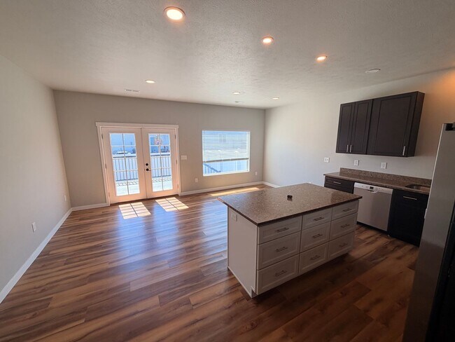 Building Photo - 13817 W Redding Dr
