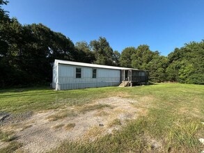 Building Photo - 7113 hwy 27 s.