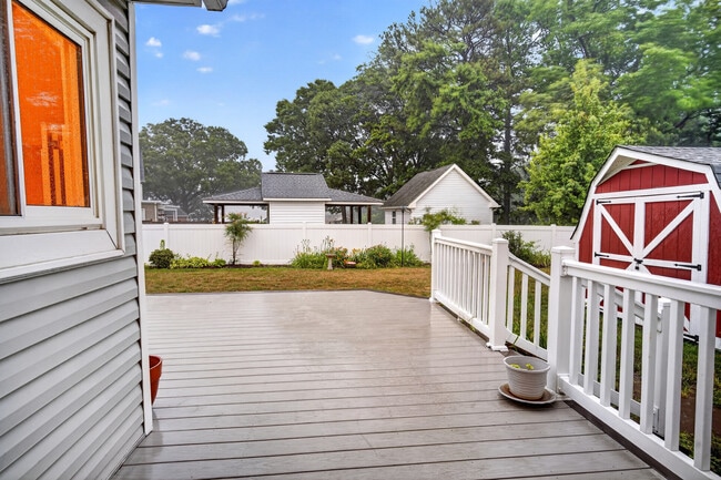 Building Photo - 8516 Halprin Dr