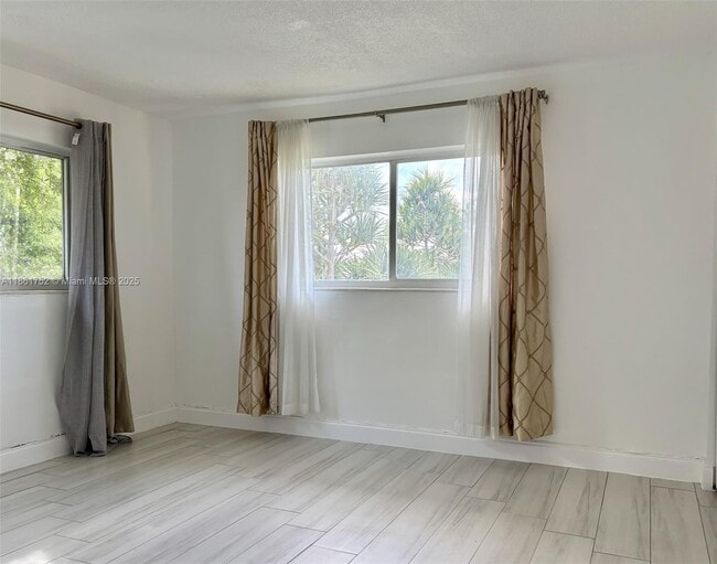 Building Photo - 7300 SW 82nd St