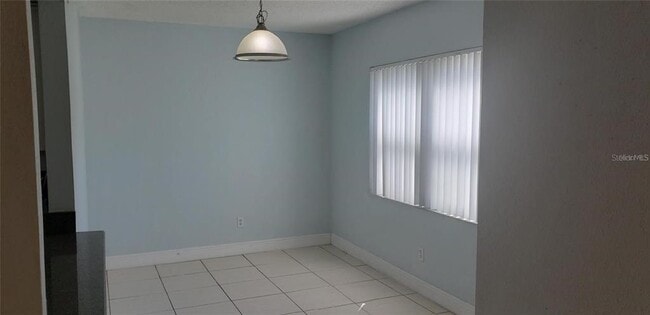 Building Photo - 9927 Turf Ct