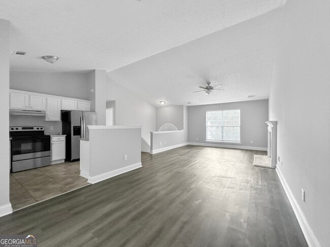 Building Photo - 5087 Limerick Ln