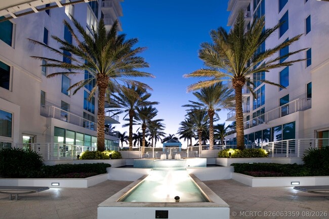 Building Photo - 2821 N Ocean Blvd