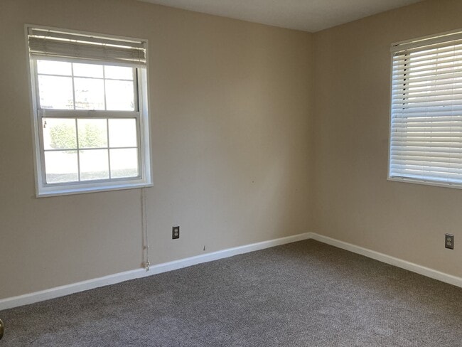 Second Bedroom - 1618 Thrush Ter