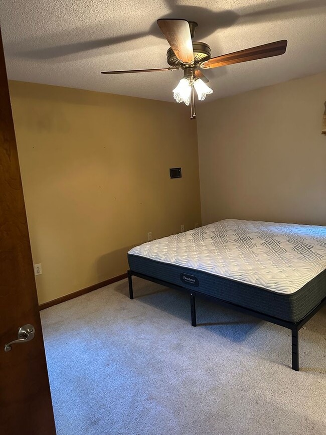 Building Photo - Home in Easley close proximity to schools!!