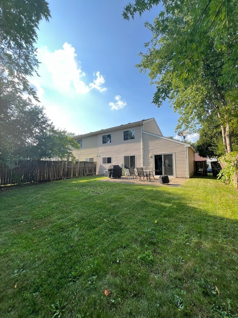 Building Photo - 43 Buckingham Ln