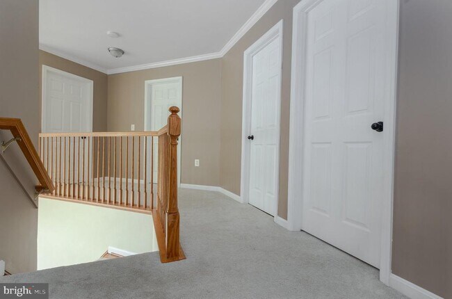 Building Photo - 105 Ticonderoga Dr