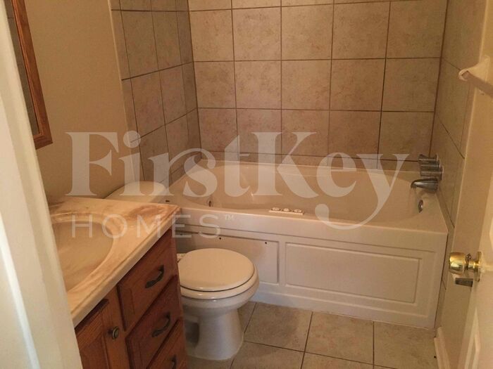 Building Photo - 4582 Fawn Hollow Cove