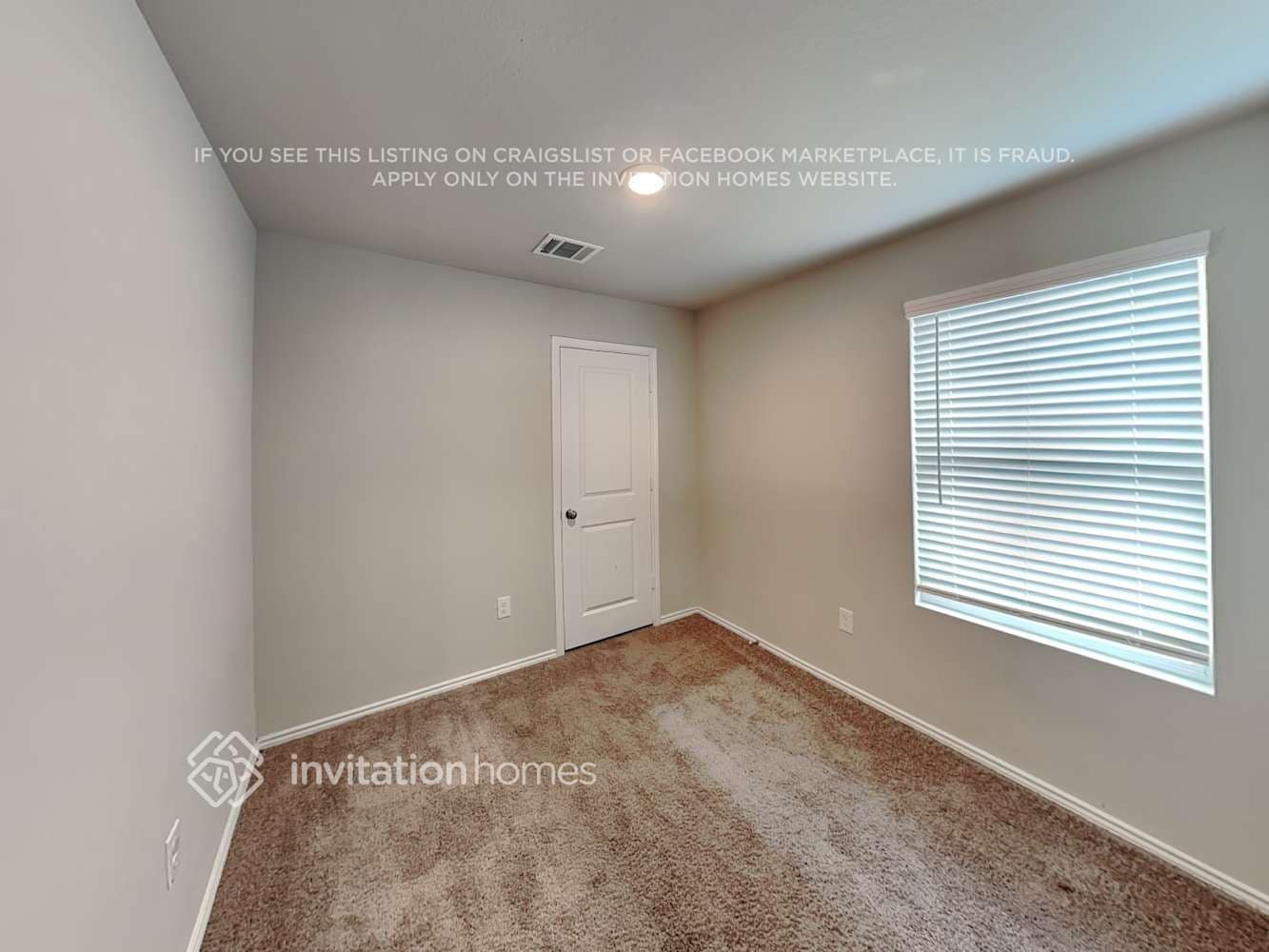 Building Photo - 8230 Piedra Medina