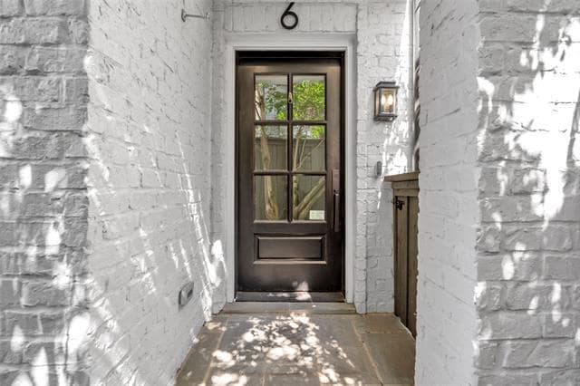 Building Photo - 3420 Rosedale Ave