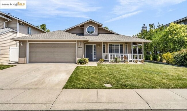Building Photo - 9438 Tuscany Cir