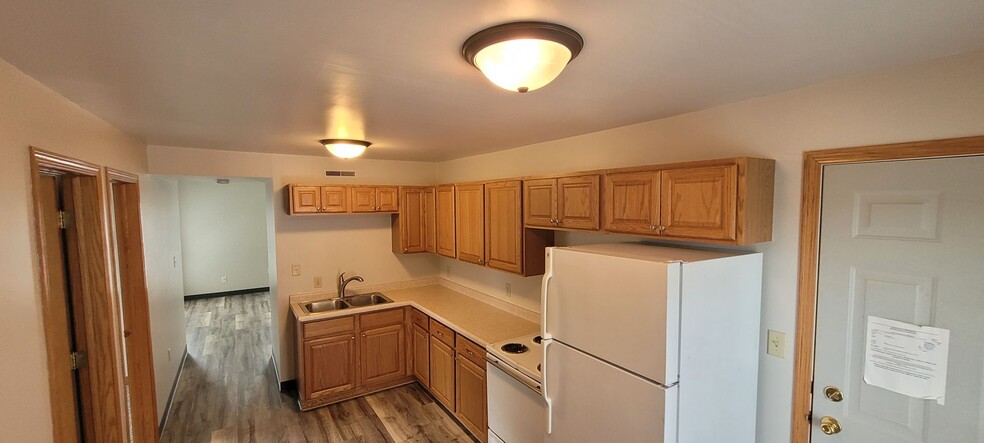 Interior Photo - 2311 Olive Street