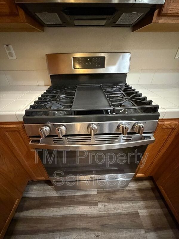 Building Photo - 8120 Crystal Walk Cir