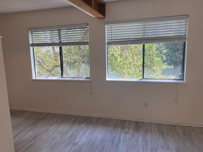 Building Photo - 1705 Heatheridge Rd