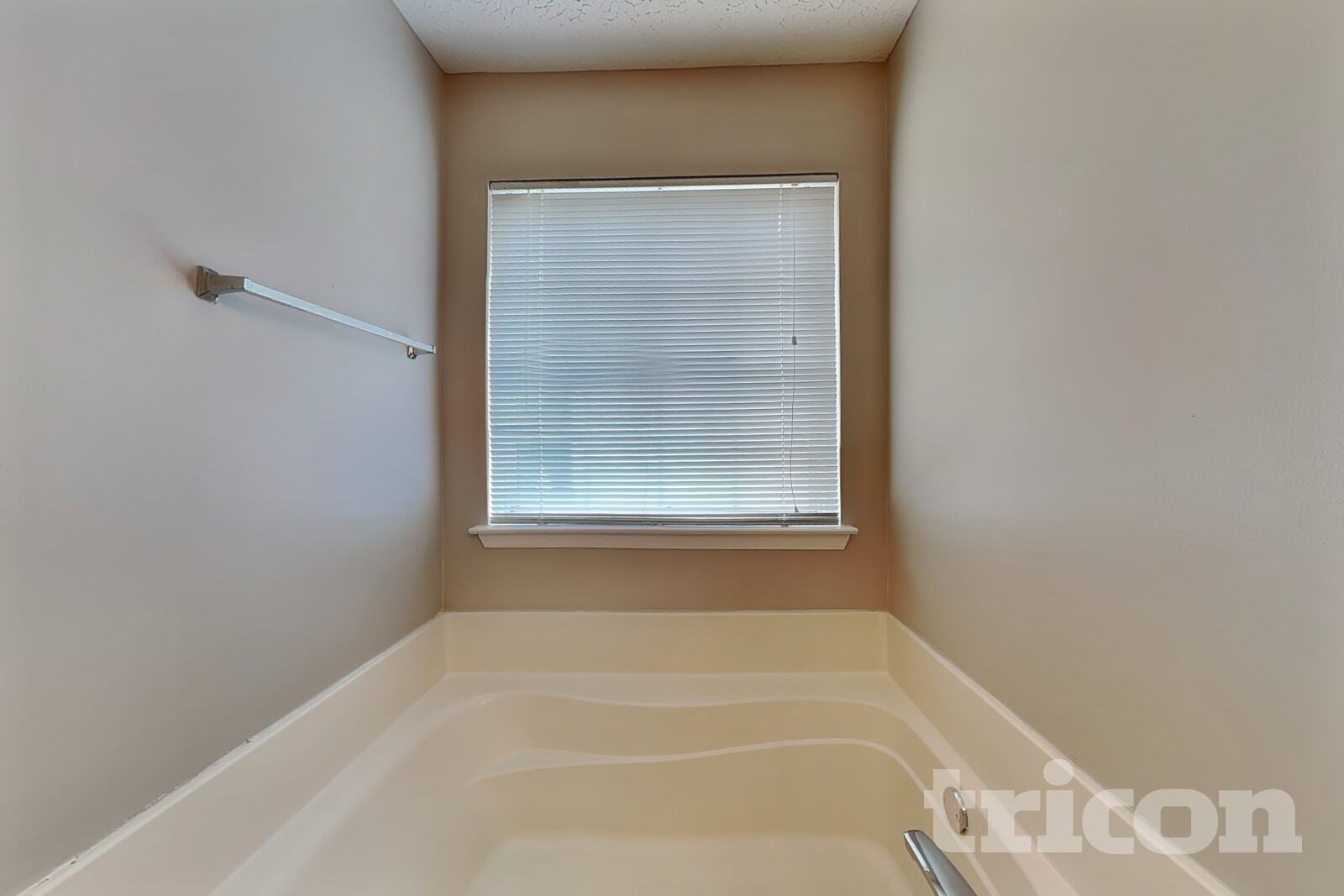 Building Photo - 4586 Darrowby Dr