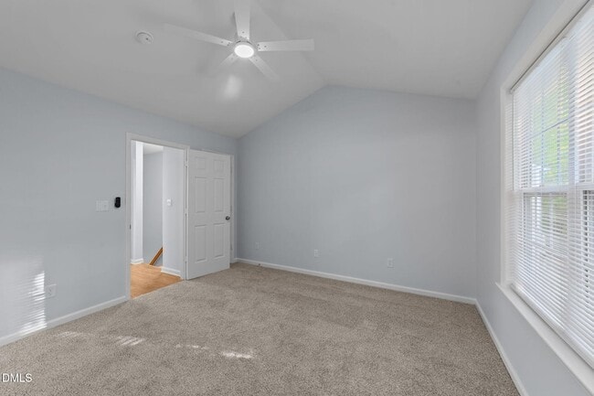 Building Photo - 225 Woodson Dr