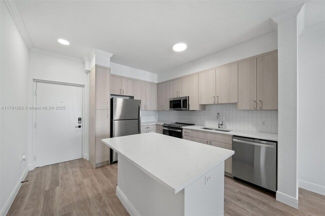 Building Photo - 10170 SW 7th St