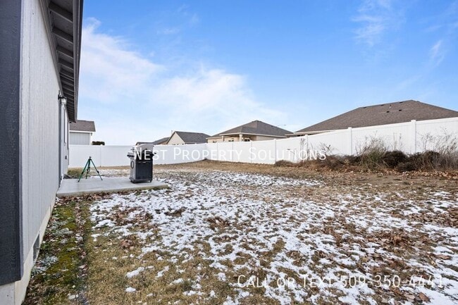 Building Photo - 413 S Trillium Wy