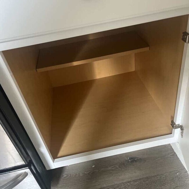 Building Photo - 3233 W 50th St