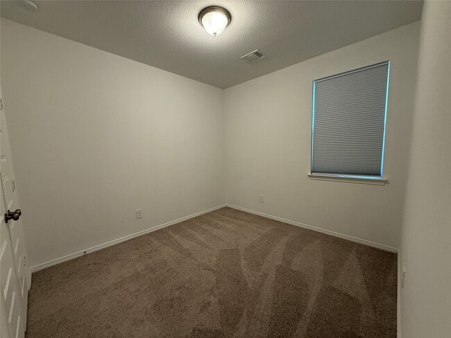 Building Photo - 9678 Caney Trails Rd