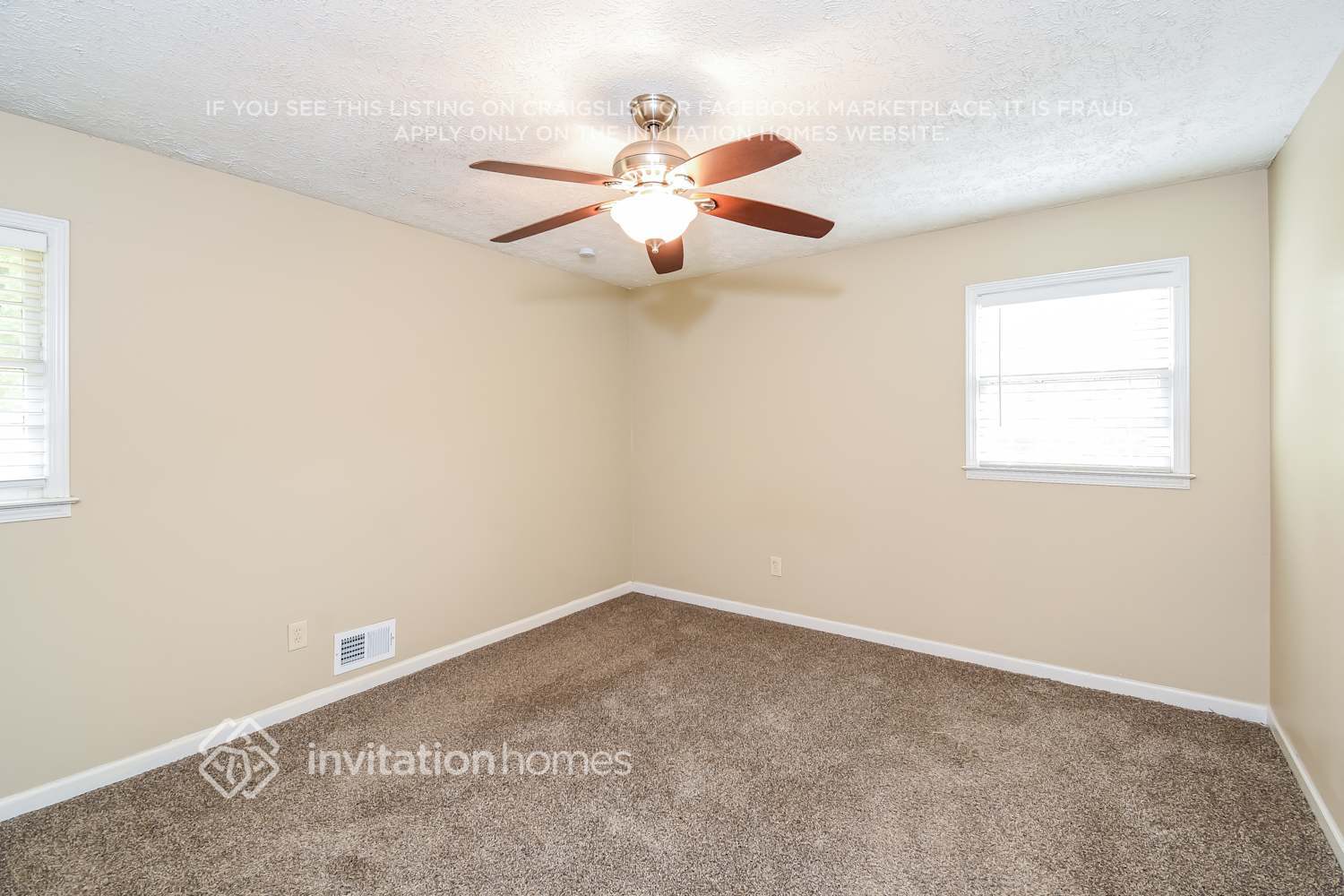 Building Photo - 404 Seneca Ct