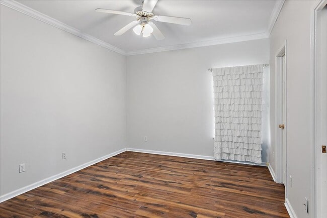 Building Photo - Beautiful Pool Home in highly desired Osprey Pointe!