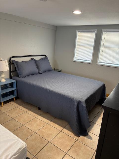 Building Photo - 339 S Whitney St