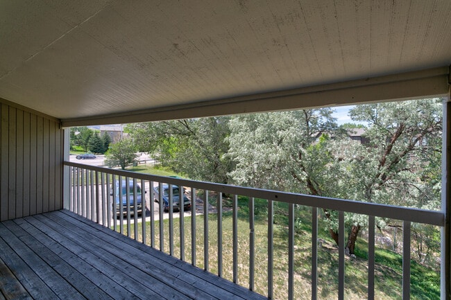 Building Photo - 1140 Holli Springs Ln