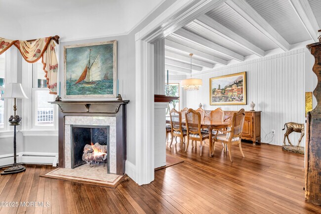 Building Photo - 1612 Ocean Ave N