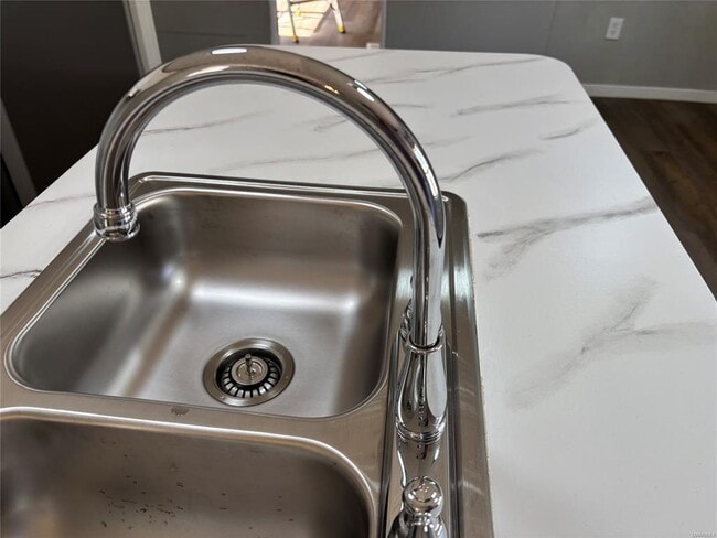 Building Photo - 1322 Aquila Dr