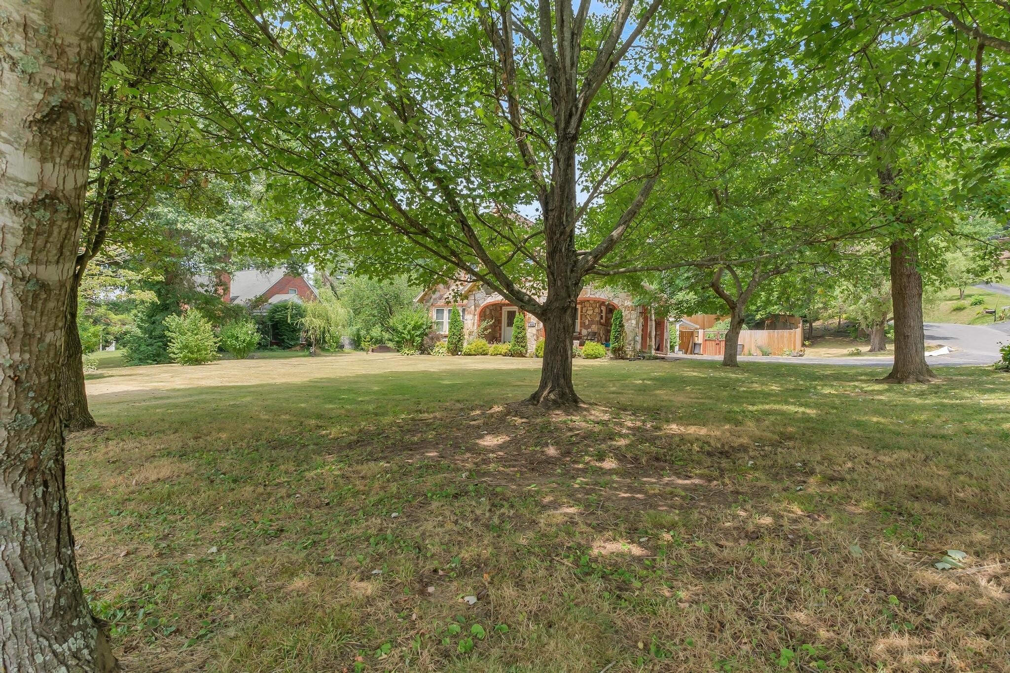 Building Photo - 1688 Overhill Rd